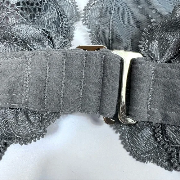 HAH Hot As Hot Got UR Back Gray Silver Lace Bra Size XS - Picture 11 of 13